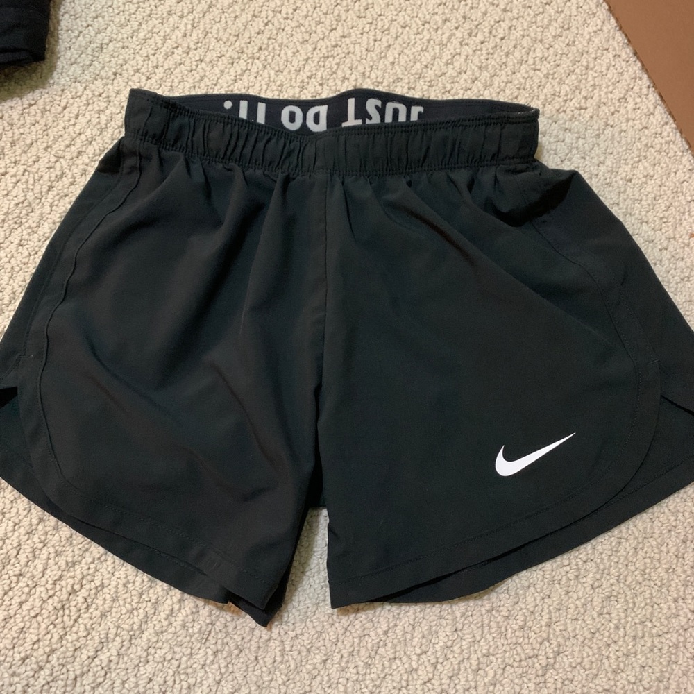 nike running shorts with spandex
